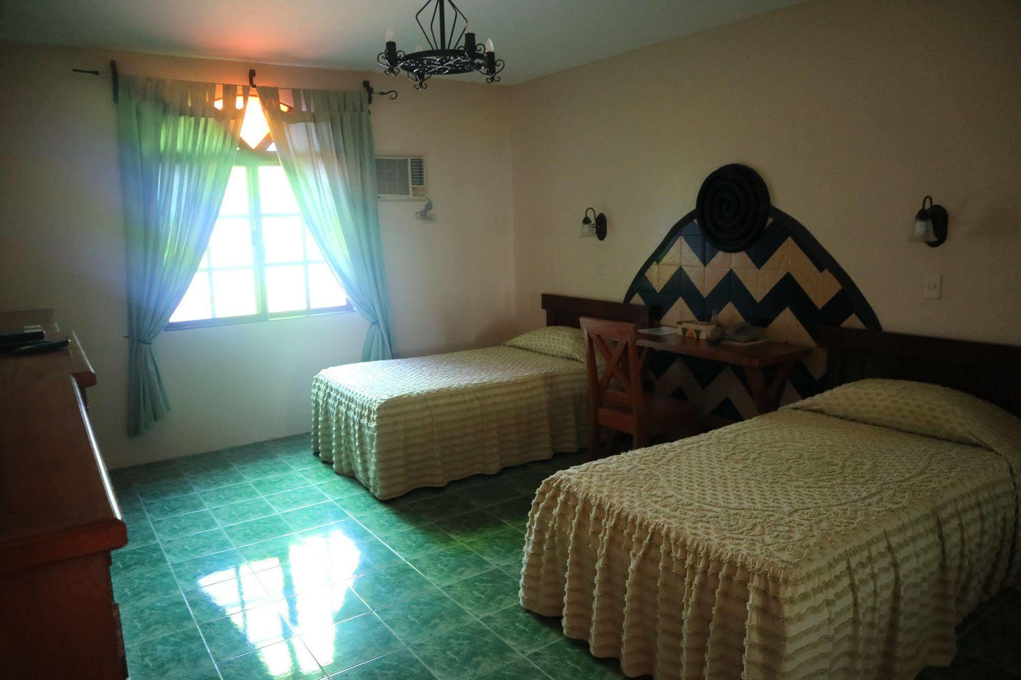 Hotel Casa La Granja Iloilo City Exteriér fotografie